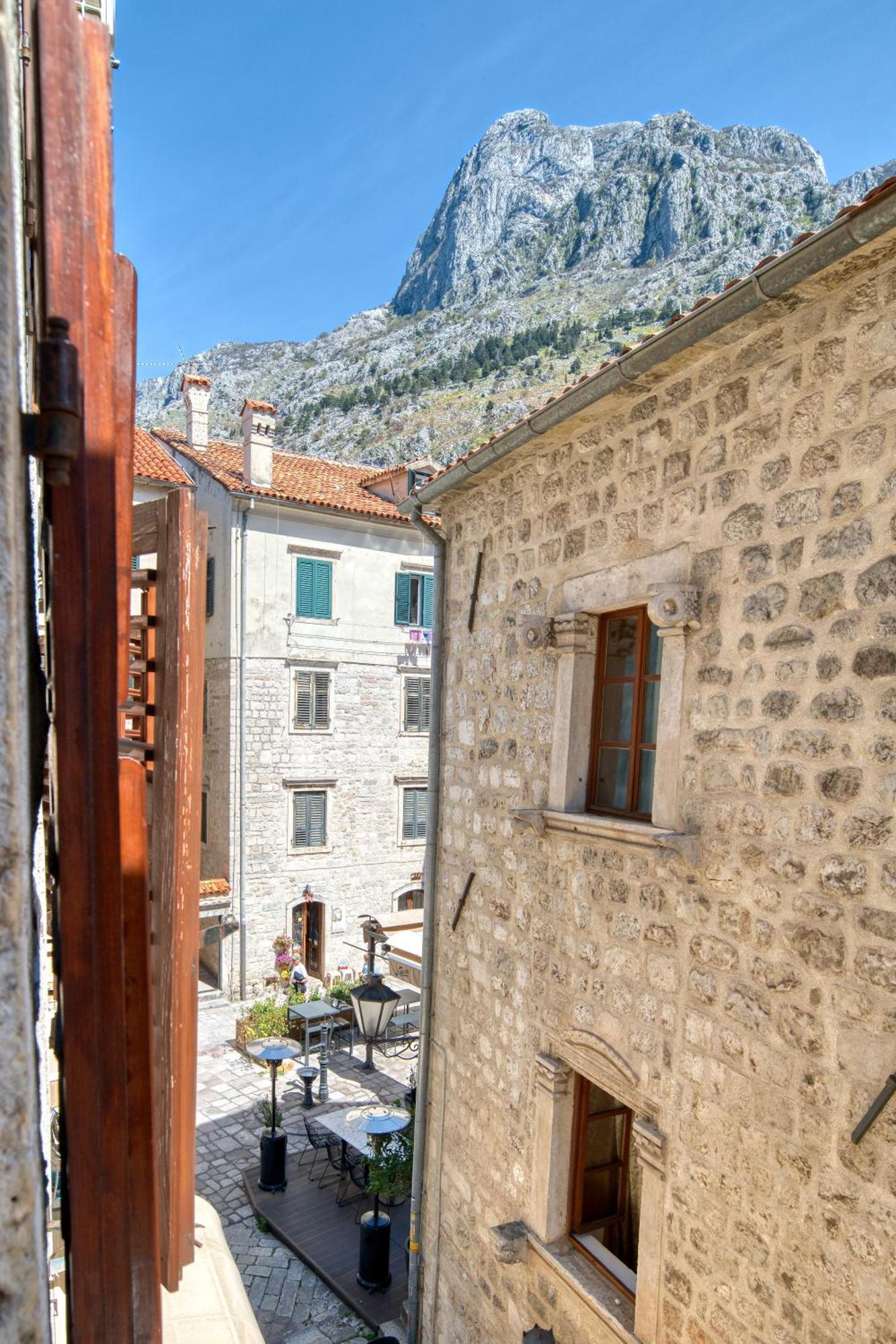 Hotel Rendez Vous Kotor Luaran gambar