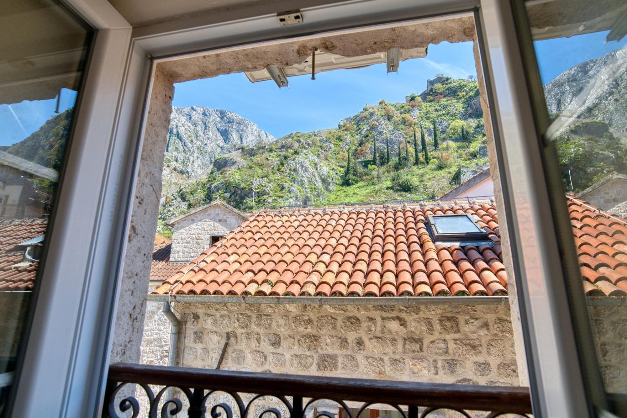 Hotel Rendez Vous Kotor Luaran gambar
