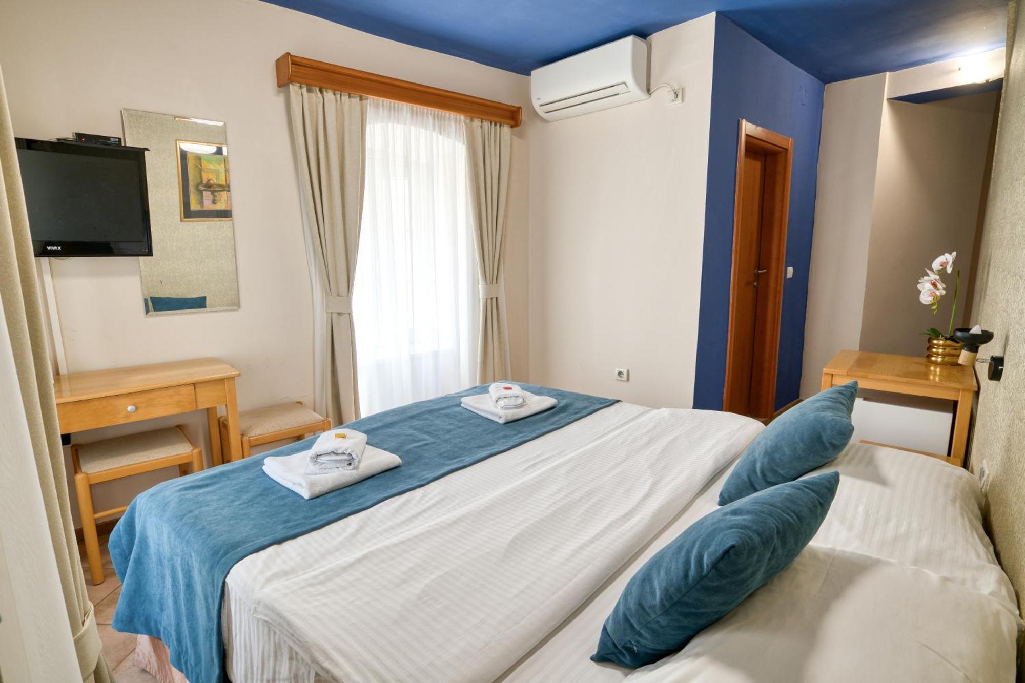 Hotel Rendez Vous Kotor Luaran gambar