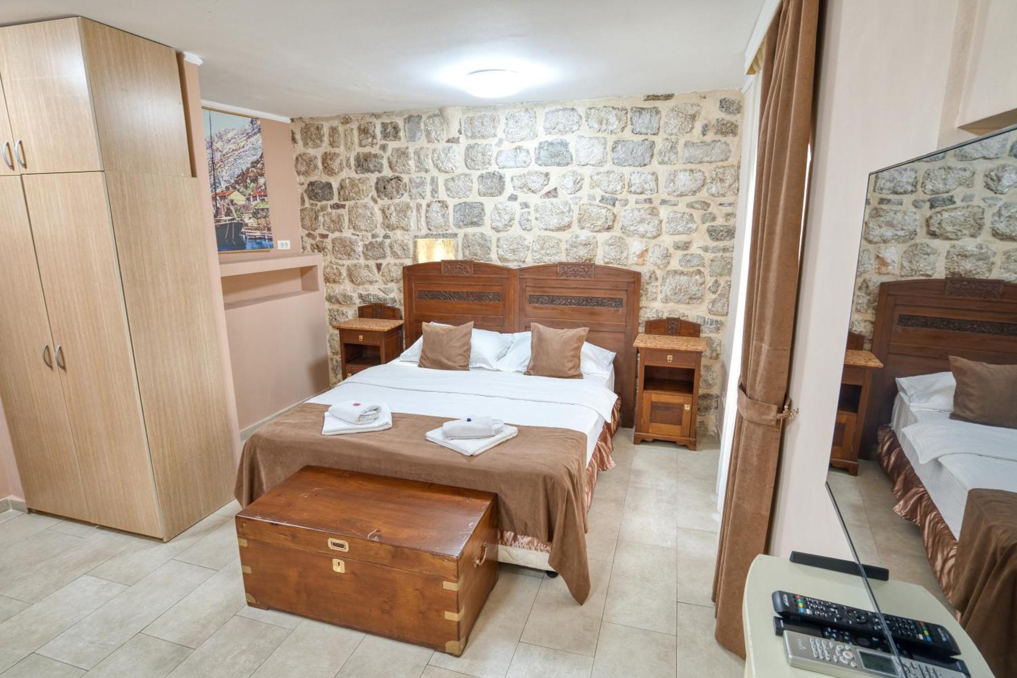 Hotel Rendez Vous Kotor Luaran gambar